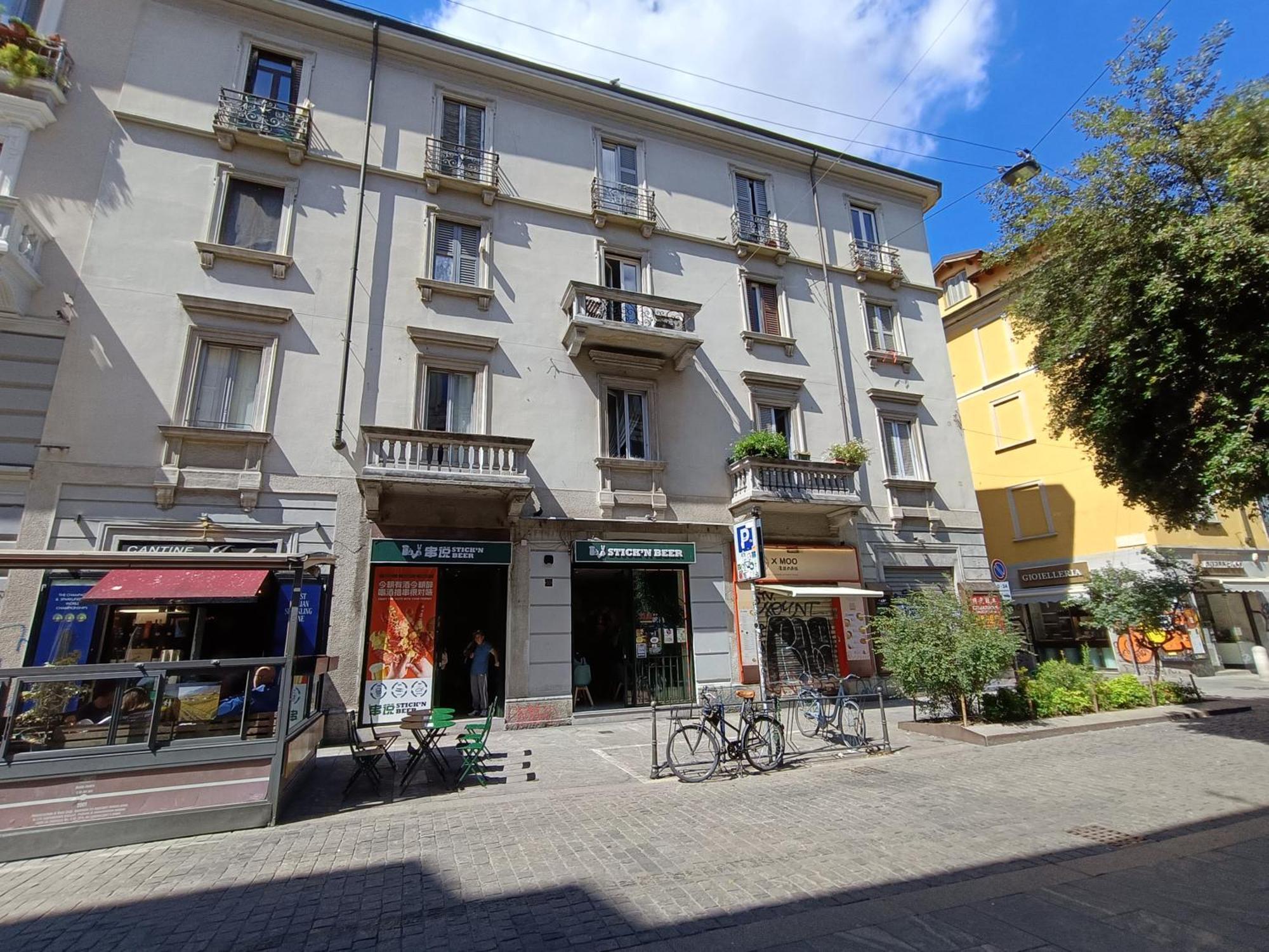 Isola Di Chinatown Bilocale Storico Nel Cuore Di Milano, Comfort E Stile Autentico Con 3 Letti Extra Large Milão Exterior foto